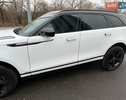 Білий Ленд Ровер Рендж Ровер Велар, об'ємом двигуна 2 л та пробігом 66 тис. км за 31000 $, фото 6 на Automoto.ua