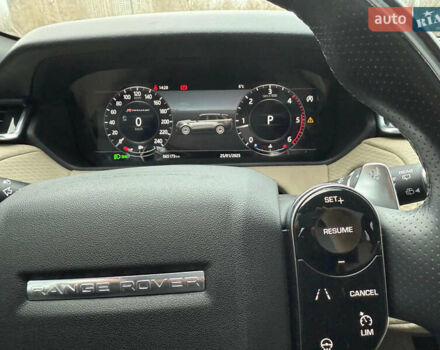 Білий Ленд Ровер Рендж Ровер Велар, об'ємом двигуна 2 л та пробігом 66 тис. км за 31000 $, фото 13 на Automoto.ua