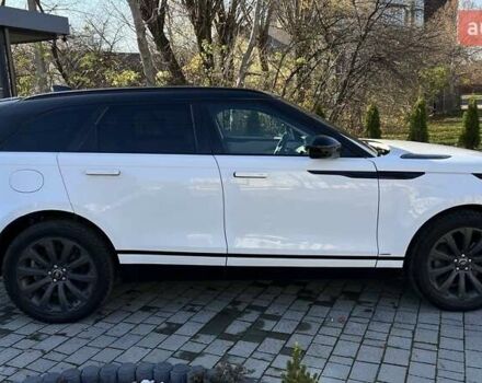 Білий Ленд Ровер Рендж Ровер Велар, об'ємом двигуна 3 л та пробігом 77 тис. км за 38777 $, фото 4 на Automoto.ua