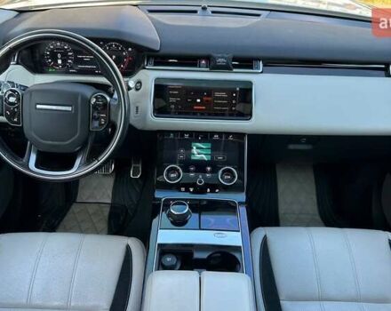 Білий Ленд Ровер Рендж Ровер Велар, об'ємом двигуна 3 л та пробігом 76 тис. км за 35999 $, фото 39 на Automoto.ua