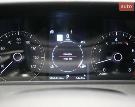 Білий Ленд Ровер Рендж Ровер Велар, об'ємом двигуна 2 л та пробігом 138 тис. км за 41900 $, фото 16 на Automoto.ua