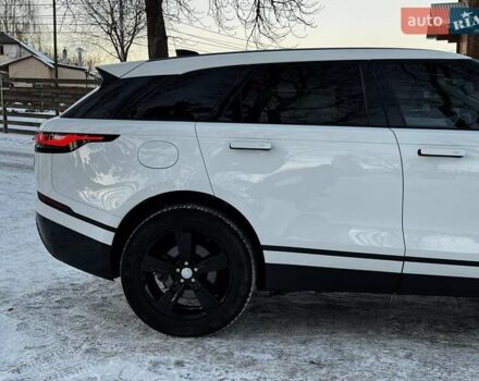 Білий Ленд Ровер Рендж Ровер Велар, об'ємом двигуна 2 л та пробігом 141 тис. км за 37690 $, фото 6 на Automoto.ua