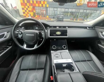 Білий Ленд Ровер Рендж Ровер Велар, об'ємом двигуна 2 л та пробігом 128 тис. км за 42000 $, фото 8 на Automoto.ua