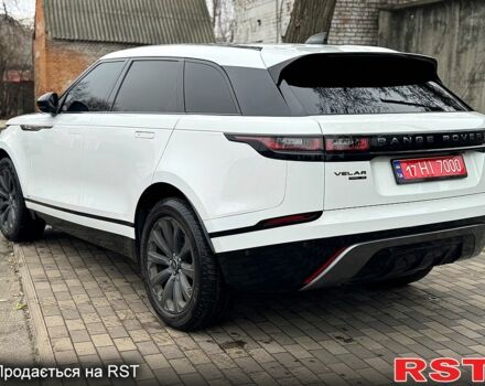 Белый Ленд Ровер Рендж Ровер Велар, объемом двигателя 2 л и пробегом 150 тыс. км за 29900 $, фото 5 на Automoto.ua