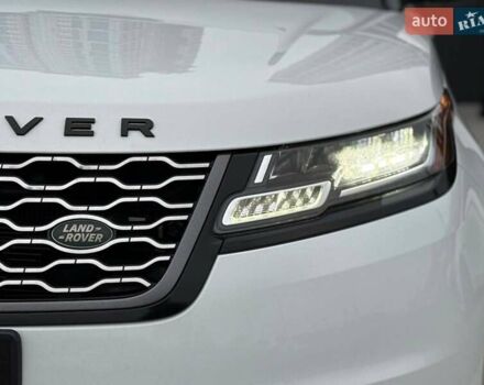 Белый Ленд Ровер Рендж Ровер Велар, объемом двигателя 2 л и пробегом 127 тыс. км за 27900 $, фото 8 на Automoto.ua