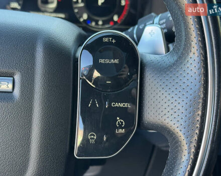 Белый Ленд Ровер Рендж Ровер Велар, объемом двигателя 2 л и пробегом 91 тыс. км за 34999 $, фото 40 на Automoto.ua