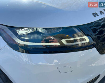 Белый Ленд Ровер Рендж Ровер Велар, объемом двигателя 3 л и пробегом 76 тыс. км за 39700 $, фото 6 на Automoto.ua