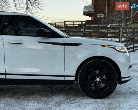 Білий Ленд Ровер Рендж Ровер Велар, об'ємом двигуна 2 л та пробігом 141 тис. км за 37690 $, фото 5 на Automoto.ua