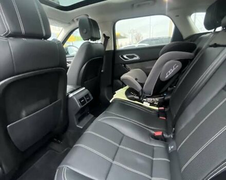 Білий Ленд Ровер Рендж Ровер Велар, об'ємом двигуна 2 л та пробігом 128 тис. км за 42000 $, фото 16 на Automoto.ua