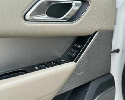 Білий Ленд Ровер Рендж Ровер Велар, об'ємом двигуна 2 л та пробігом 115 тис. км за 28800 $, фото 20 на Automoto.ua