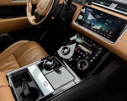 Білий Ленд Ровер Рендж Ровер Велар, об'ємом двигуна 2.99 л та пробігом 106 тис. км за 46500 $, фото 19 на Automoto.ua