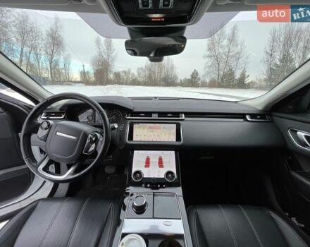 Белый Ленд Ровер Рендж Ровер Велар, объемом двигателя 2 л и пробегом 139 тыс. км за 32300 $, фото 29 на Automoto.ua