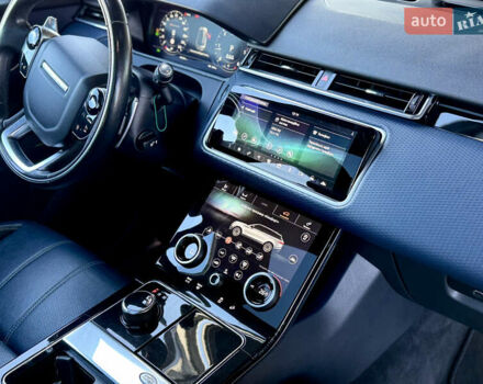 Белый Ленд Ровер Рендж Ровер Велар, объемом двигателя 2 л и пробегом 91 тыс. км за 34999 $, фото 57 на Automoto.ua