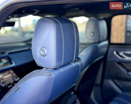 Белый Ленд Ровер Рендж Ровер Велар, объемом двигателя 2 л и пробегом 91 тыс. км за 34999 $, фото 48 на Automoto.ua