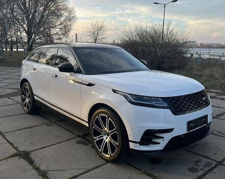 Белый Ленд Ровер Рендж Ровер Велар, объемом двигателя 2 л и пробегом 134 тыс. км за 34000 $, фото 3 на Automoto.ua