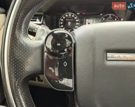Белый Ленд Ровер Рендж Ровер Велар, объемом двигателя 2 л и пробегом 124 тыс. км за 28500 $, фото 35 на Automoto.ua