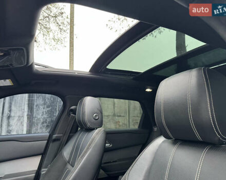 Білий Ленд Ровер Рендж Ровер Велар, об'ємом двигуна 2 л та пробігом 150 тис. км за 29900 $, фото 40 на Automoto.ua