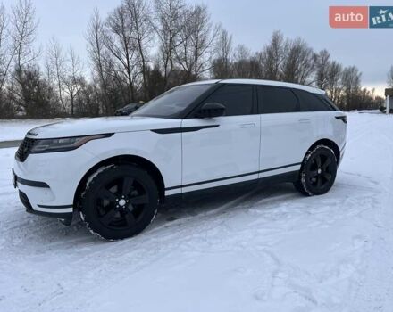 Белый Ленд Ровер Рендж Ровер Велар, объемом двигателя 2 л и пробегом 138 тыс. км за 39690 $, фото 15 на Automoto.ua