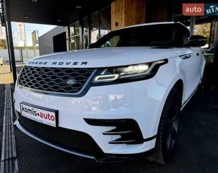 Белый Ленд Ровер Рендж Ровер Велар, объемом двигателя 2 л и пробегом 91 тыс. км за 34999 $, фото 8 на Automoto.ua