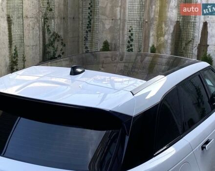 Белый Ленд Ровер Рендж Ровер Велар, объемом двигателя 2 л и пробегом 91 тыс. км за 34999 $, фото 13 на Automoto.ua