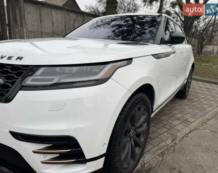 Білий Ленд Ровер Рендж Ровер Велар, об'ємом двигуна 2 л та пробігом 150 тис. км за 29900 $, фото 18 на Automoto.ua