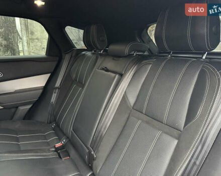 Білий Ленд Ровер Рендж Ровер Велар, об'ємом двигуна 2 л та пробігом 150 тис. км за 29900 $, фото 37 на Automoto.ua