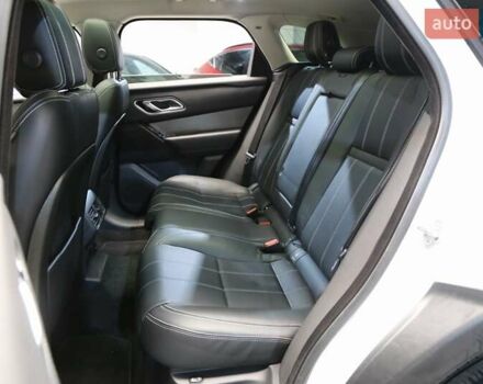 Білий Ленд Ровер Рендж Ровер Велар, об'ємом двигуна 2 л та пробігом 138 тис. км за 41900 $, фото 9 на Automoto.ua