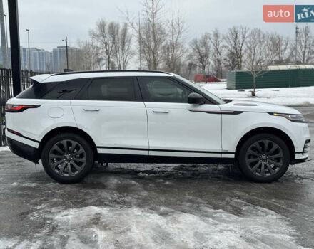 Білий Ленд Ровер Рендж Ровер Велар, об'ємом двигуна 2 л та пробігом 124 тис. км за 30499 $, фото 4 на Automoto.ua