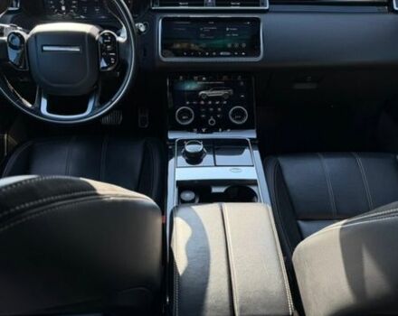 Білий Ленд Ровер Рендж Ровер Велар, об'ємом двигуна 2 л та пробігом 132 тис. км за 33000 $, фото 24 на Automoto.ua