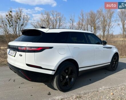 Білий Ленд Ровер Рендж Ровер Велар, об'ємом двигуна 2 л та пробігом 143 тис. км за 33500 $, фото 10 на Automoto.ua