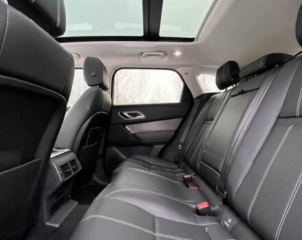 Белый Ленд Ровер Рендж Ровер Велар, объемом двигателя 2 л и пробегом 138 тыс. км за 39690 $, фото 31 на Automoto.ua