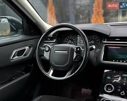 Белый Ленд Ровер Рендж Ровер Велар, объемом двигателя 2 л и пробегом 127 тыс. км за 27900 $, фото 14 на Automoto.ua
