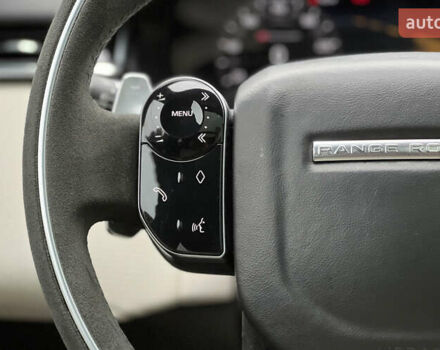 Белый Ленд Ровер Рендж Ровер Велар, объемом двигателя 3 л и пробегом 60 тыс. км за 33900 $, фото 11 на Automoto.ua