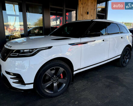Белый Ленд Ровер Рендж Ровер Велар, объемом двигателя 2 л и пробегом 91 тыс. км за 34999 $, фото 28 на Automoto.ua