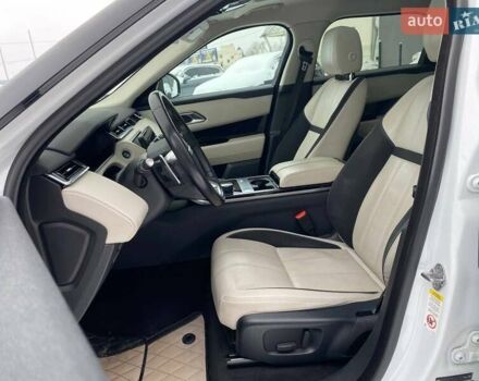 Белый Ленд Ровер Рендж Ровер Велар, объемом двигателя 3 л и пробегом 77 тыс. км за 34900 $, фото 21 на Automoto.ua