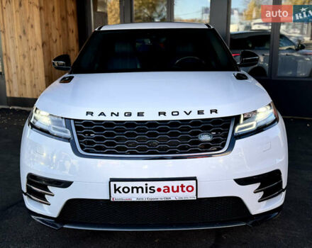 Белый Ленд Ровер Рендж Ровер Велар, объемом двигателя 2 л и пробегом 91 тыс. км за 34999 $, фото 6 на Automoto.ua