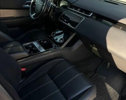 Білий Ленд Ровер Рендж Ровер Велар, об'ємом двигуна 2 л та пробігом 132 тис. км за 33000 $, фото 18 на Automoto.ua