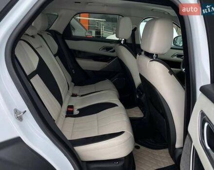 Белый Ленд Ровер Рендж Ровер Велар, объемом двигателя 3 л и пробегом 77 тыс. км за 34900 $, фото 25 на Automoto.ua