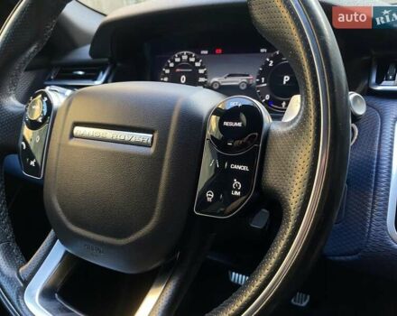 Белый Ленд Ровер Рендж Ровер Велар, объемом двигателя 2 л и пробегом 91 тыс. км за 34999 $, фото 39 на Automoto.ua