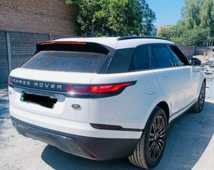 Білий Ленд Ровер Рендж Ровер Велар, об'ємом двигуна 2 л та пробігом 75 тис. км за 34100 $, фото 3 на Automoto.ua