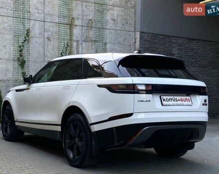 Белый Ленд Ровер Рендж Ровер Велар, объемом двигателя 2 л и пробегом 91 тыс. км за 34999 $, фото 27 на Automoto.ua