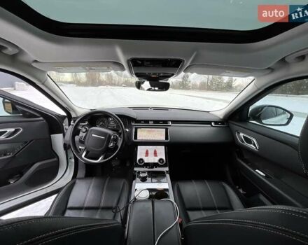 Белый Ленд Ровер Рендж Ровер Велар, объемом двигателя 2 л и пробегом 138 тыс. км за 39690 $, фото 35 на Automoto.ua