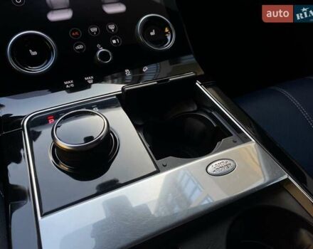 Белый Ленд Ровер Рендж Ровер Велар, объемом двигателя 2 л и пробегом 91 тыс. км за 34999 $, фото 59 на Automoto.ua