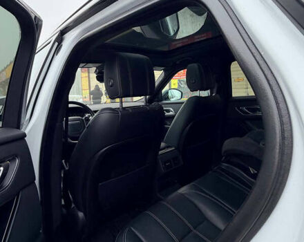 Білий Ленд Ровер Рендж Ровер Велар, об'ємом двигуна 2 л та пробігом 181 тис. км за 28500 $, фото 26 на Automoto.ua