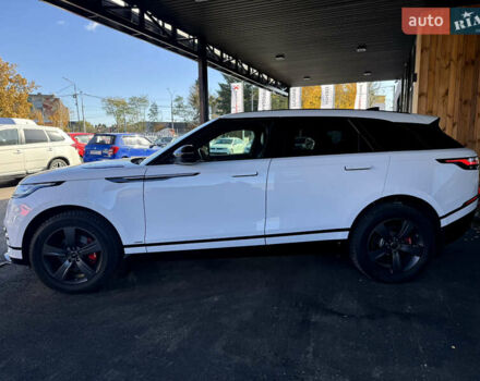 Белый Ленд Ровер Рендж Ровер Велар, объемом двигателя 2 л и пробегом 91 тыс. км за 34999 $, фото 10 на Automoto.ua