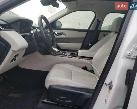 Белый Ленд Ровер Рендж Ровер Велар, объемом двигателя 3 л и пробегом 119 тыс. км за 11800 $, фото 6 на Automoto.ua