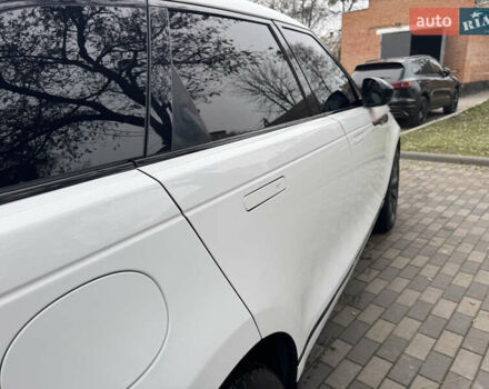 Білий Ленд Ровер Рендж Ровер Велар, об'ємом двигуна 2 л та пробігом 150 тис. км за 29900 $, фото 16 на Automoto.ua