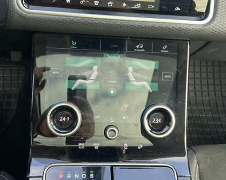 Белый Ленд Ровер Рендж Ровер Велар, объемом двигателя 2 л и пробегом 134 тыс. км за 25500 $, фото 21 на Automoto.ua