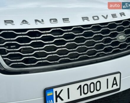 Білий Ленд Ровер Рендж Ровер Велар, об'ємом двигуна 2 л та пробігом 131 тис. км за 32000 $, фото 25 на Automoto.ua