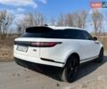 Білий Ленд Ровер Рендж Ровер Велар, об'ємом двигуна 2 л та пробігом 143 тис. км за 33500 $, фото 9 на Automoto.ua